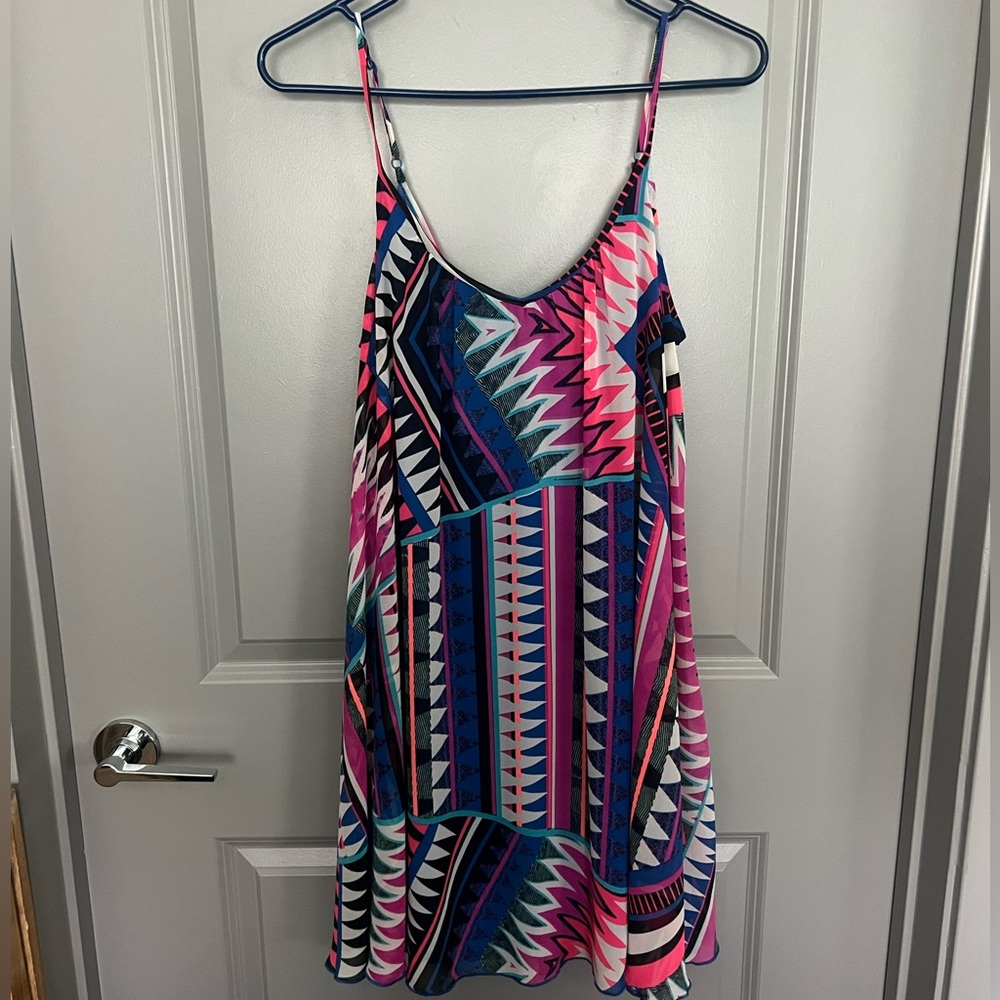 Express Women’s Midi Strapless Dress